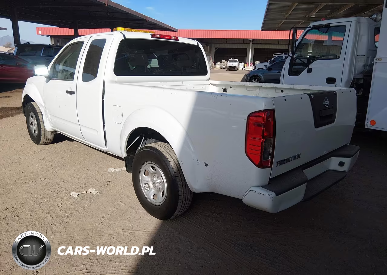 2018 Nissan Frontier S VIN:1N6BD0CT0JN754519 - 3