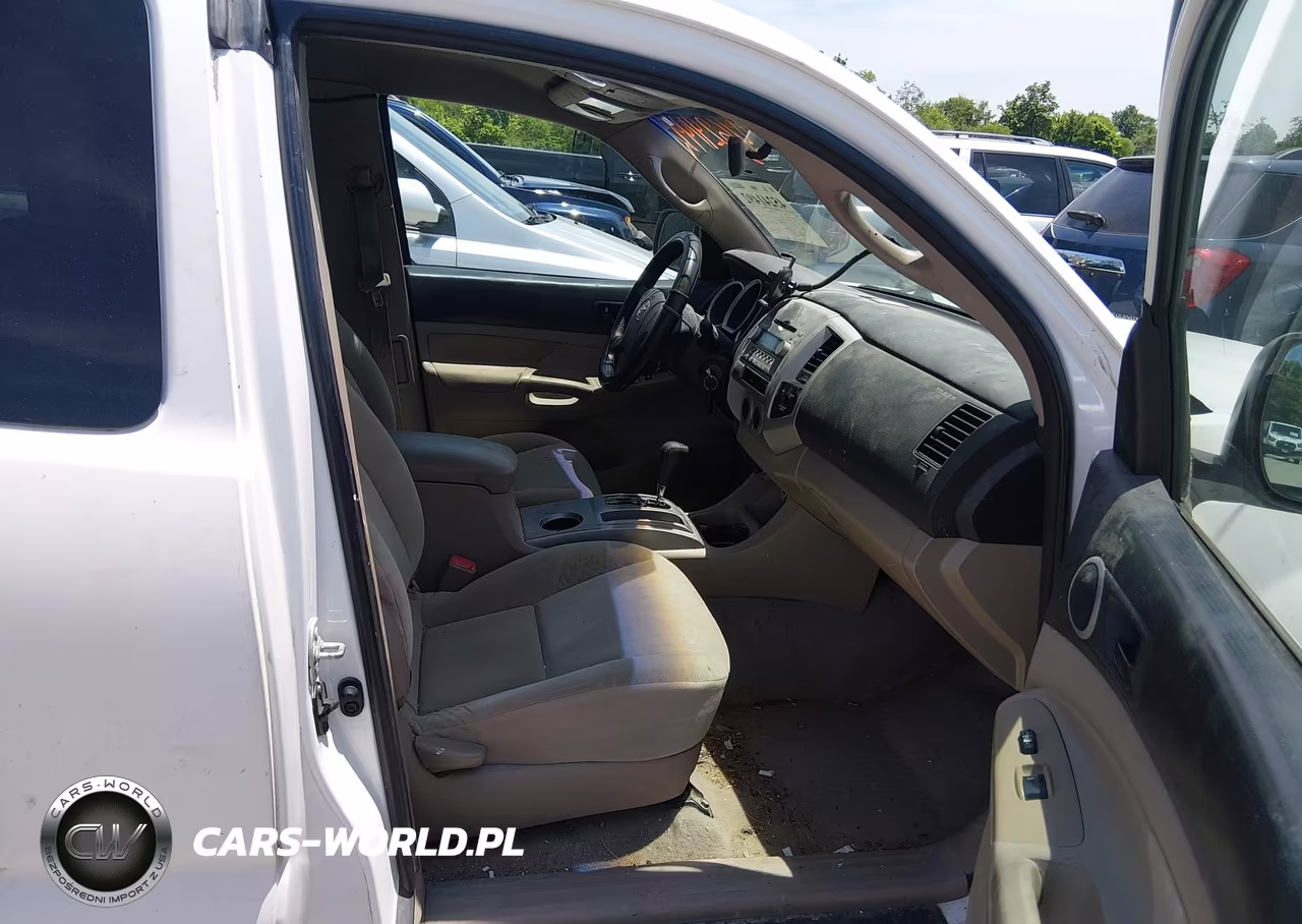 2008 Toyota Tacoma VIN:5TETX22NX8Z585937 - 5