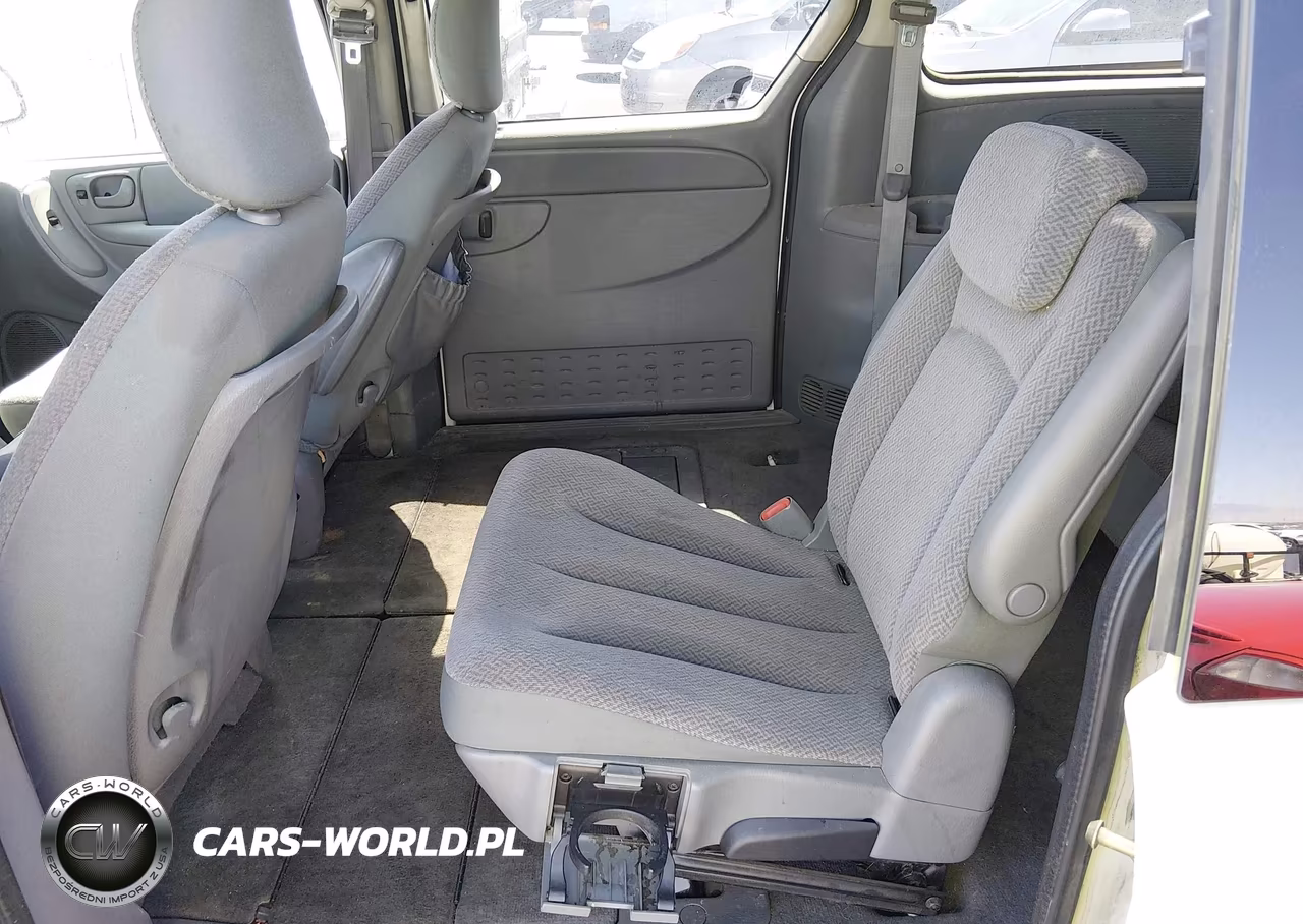 2007 Chrysler Town & Country Touring VIN:2A4GP54L47R183408 - 8