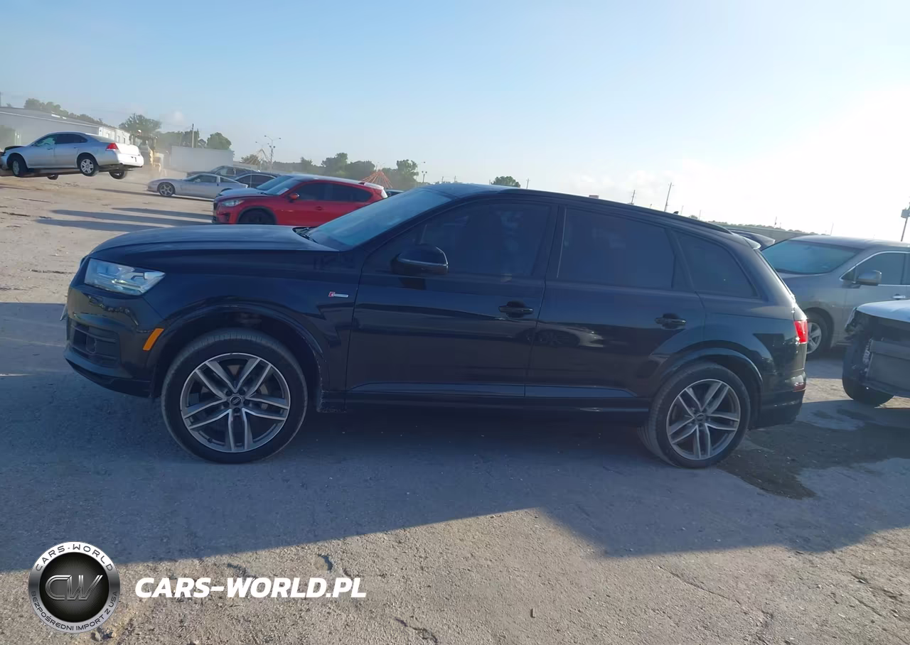 2018 Audi Q7 3.0T Premium VIN:WA1VAAF71JD015446 - 14
