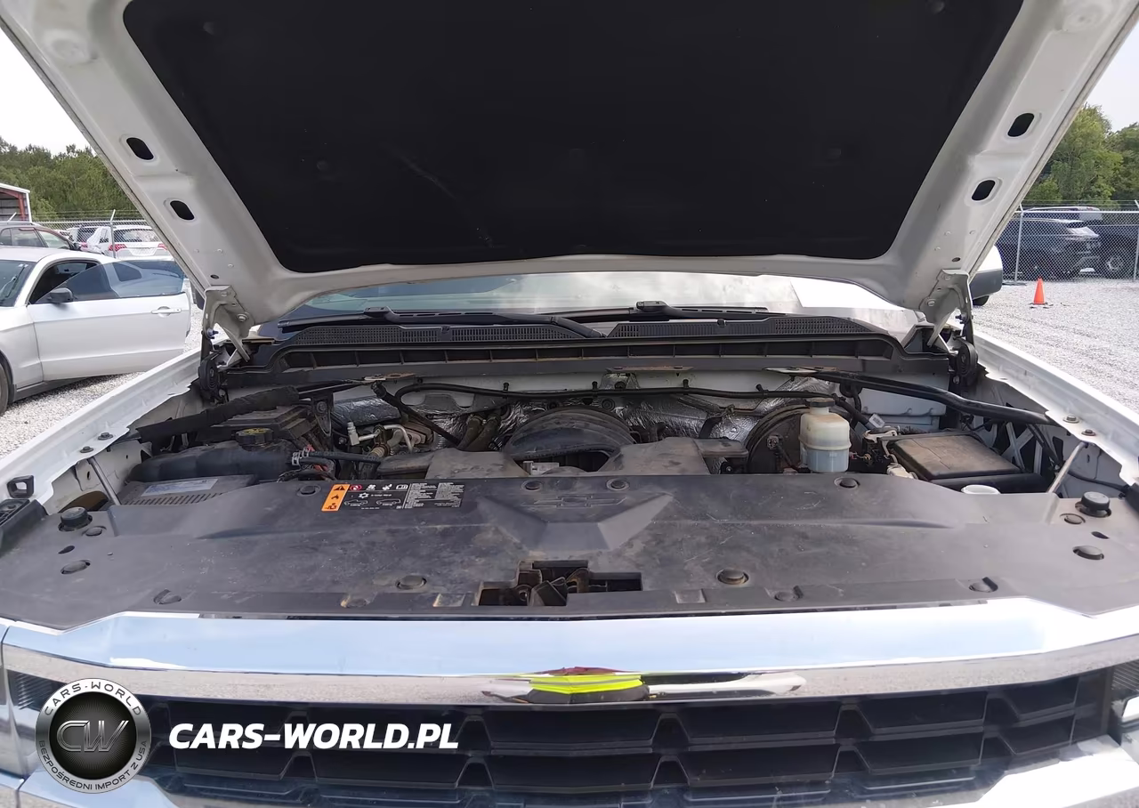 2018 Chevrolet Silverado 1500 1Lt VIN:1GCRCREC7JZ170519 - 10