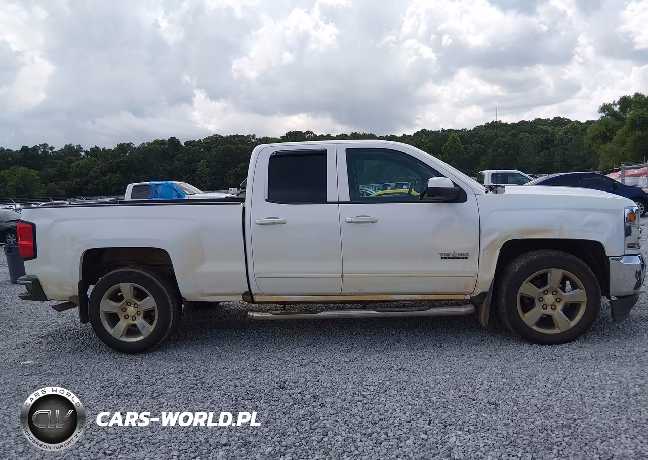 2018 Chevrolet Silverado 1500 1Lt VIN:1GCRCREC7JZ170519 - 13
