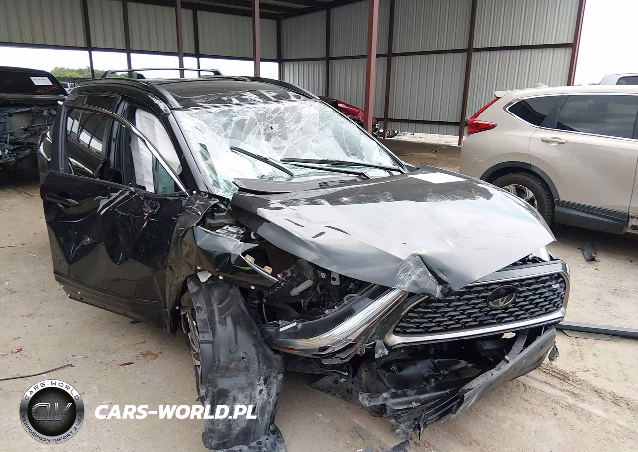 2025 Toyota Corolla Cross Xle – zdjęcie 1 z 15