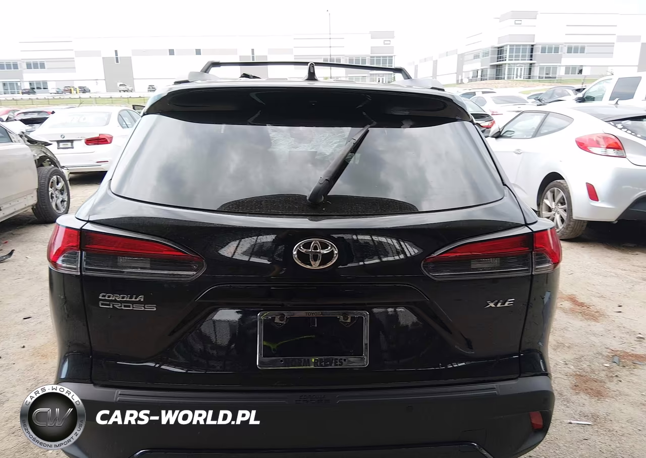 2025 Toyota Corolla Cross Xle VIN:7MUDAAAG0SV131449 - 15