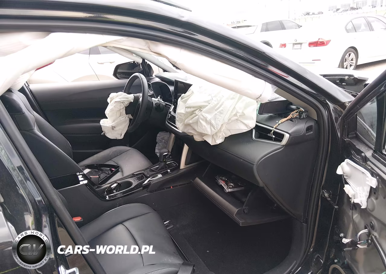 2025 Toyota Corolla Cross Xle VIN:7MUDAAAG0SV131449 - 5