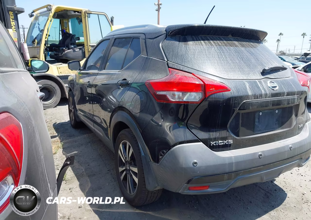 2020 Nissan Kicks Sr Xtronic Cvt VIN:3N1CP5DV7LL483427 - 3