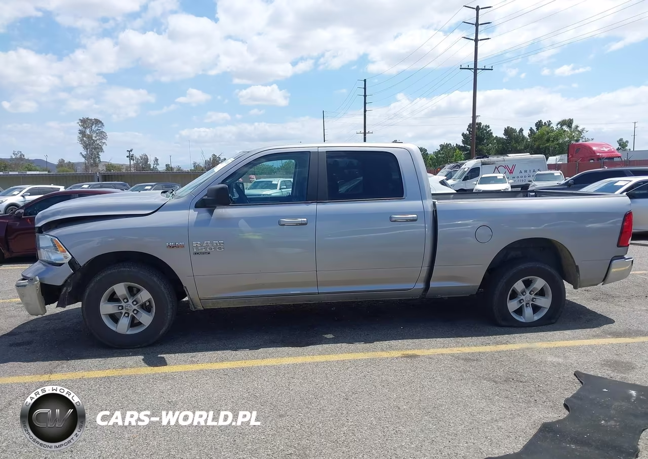 2019 Ram 1500 Classic Slt 4X2 6'4 Box VIN:1C6RR6TT8KS731733 - 14