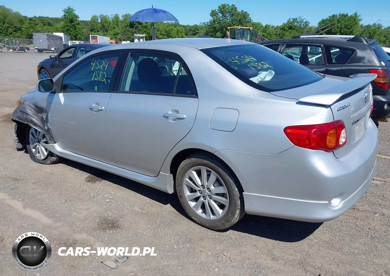 2010 Toyota Corolla S VIN:2T1BU4EEXAC469483 - 3