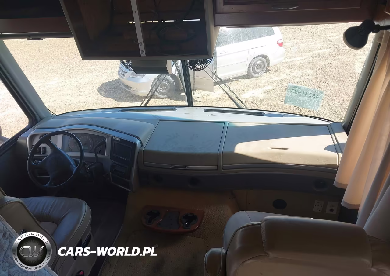 2004 Workhorse Custom Chassis Motorhome Chassis W22 VIN:5B4MP67G643384184 - 5