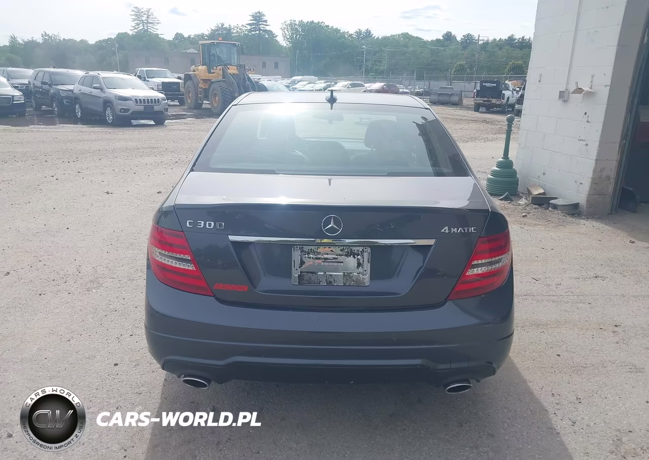 2013 Mercedes-Benz C 300 Sport 4Matic VIN:WDDGF8ABXDR270923 - 15