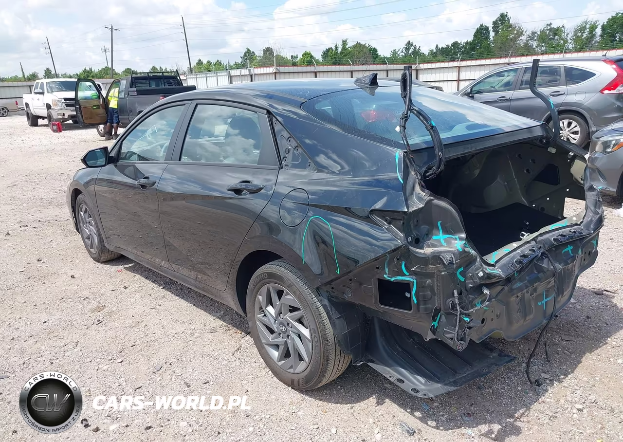2024 Hyundai Elantra Sel VIN:KMHLM4DG3RU852280 - 3