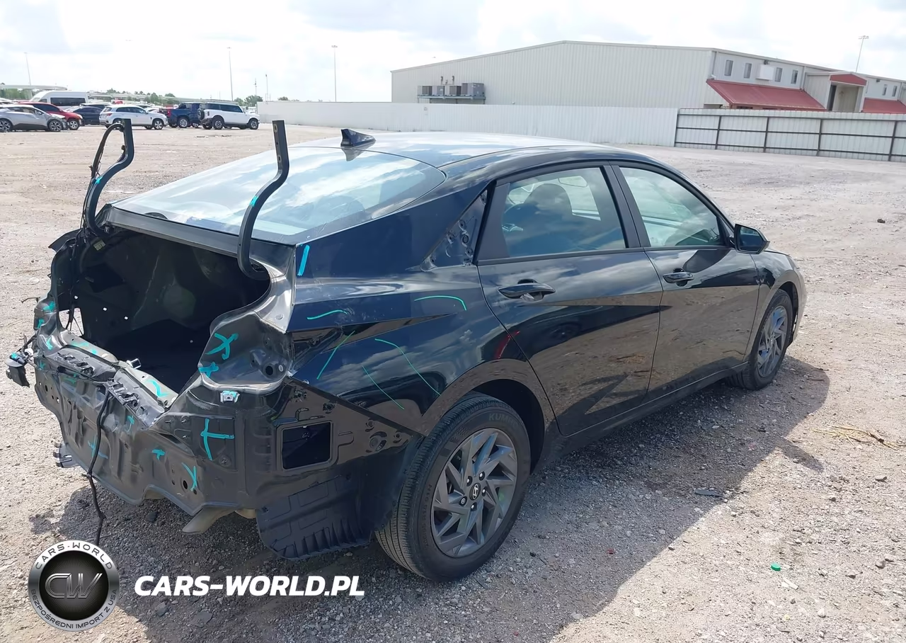 2024 Hyundai Elantra Sel VIN:KMHLM4DG3RU852280 - 4
