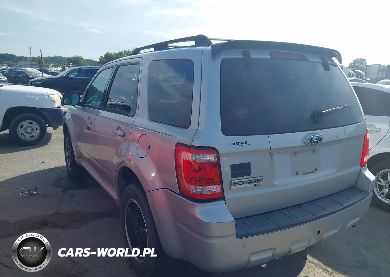 2009 Ford Escape Xlt VIN:1FMCU03739KD08447 - 3