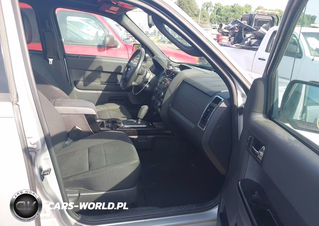 2009 Ford Escape Xlt VIN:1FMCU03739KD08447 - 5