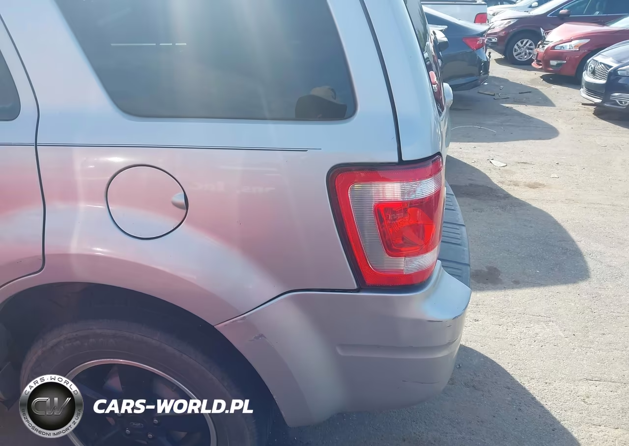 2009 Ford Escape Xlt VIN:1FMCU03739KD08447 - 6