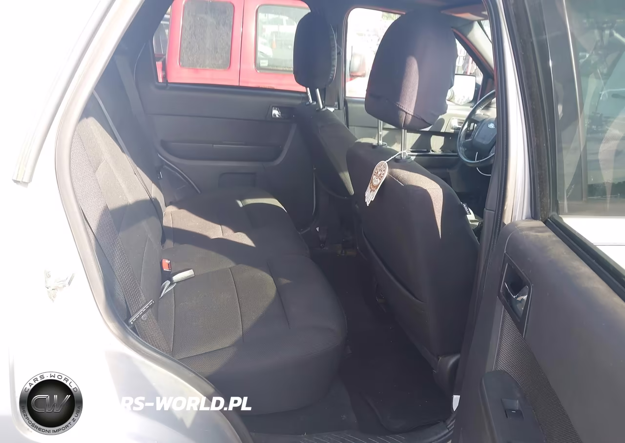 2009 Ford Escape Xlt VIN:1FMCU03739KD08447 - 8