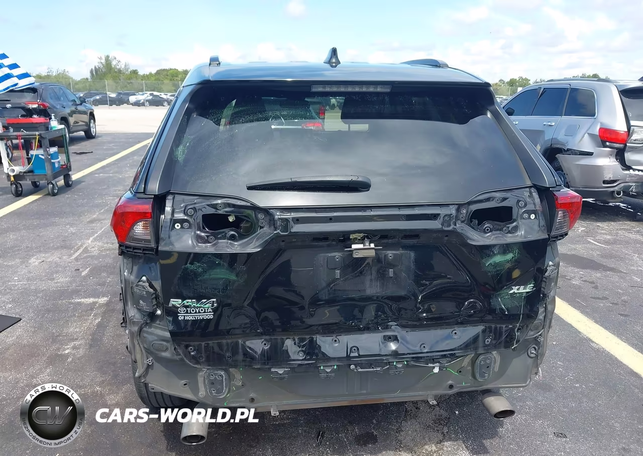 2020 Toyota Rav4 Xle VIN:2T3W1RFV1LC061244 - 17