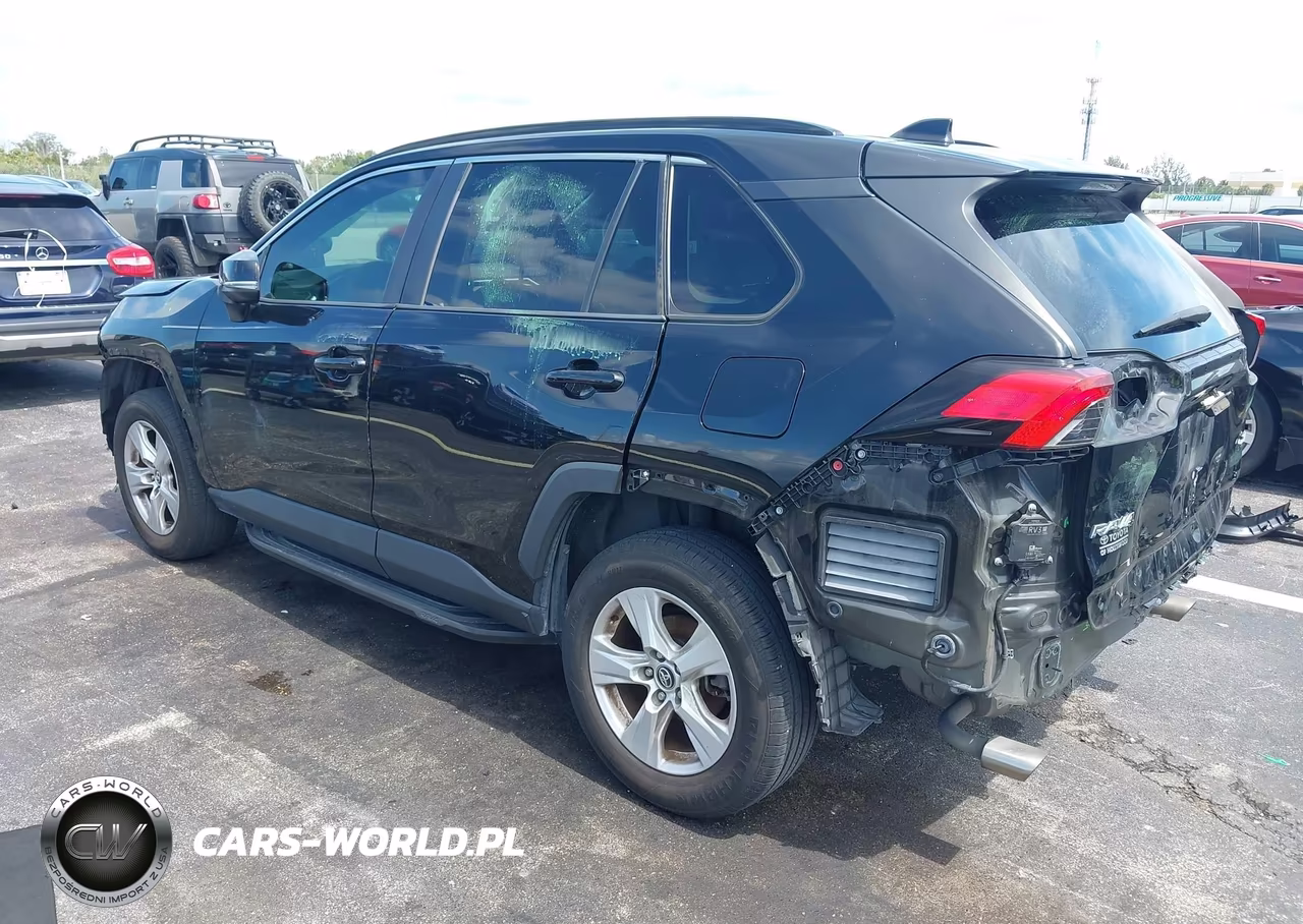 2020 Toyota Rav4 Xle VIN:2T3W1RFV1LC061244 - 3