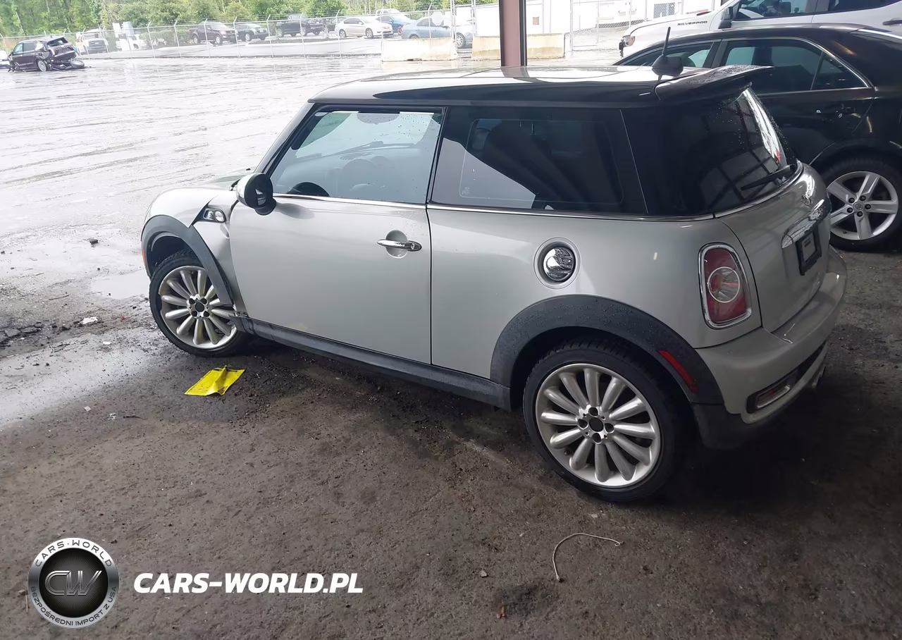 2011 Mini Cooper S VIN:WMWSV3C54BTY13133 - 3