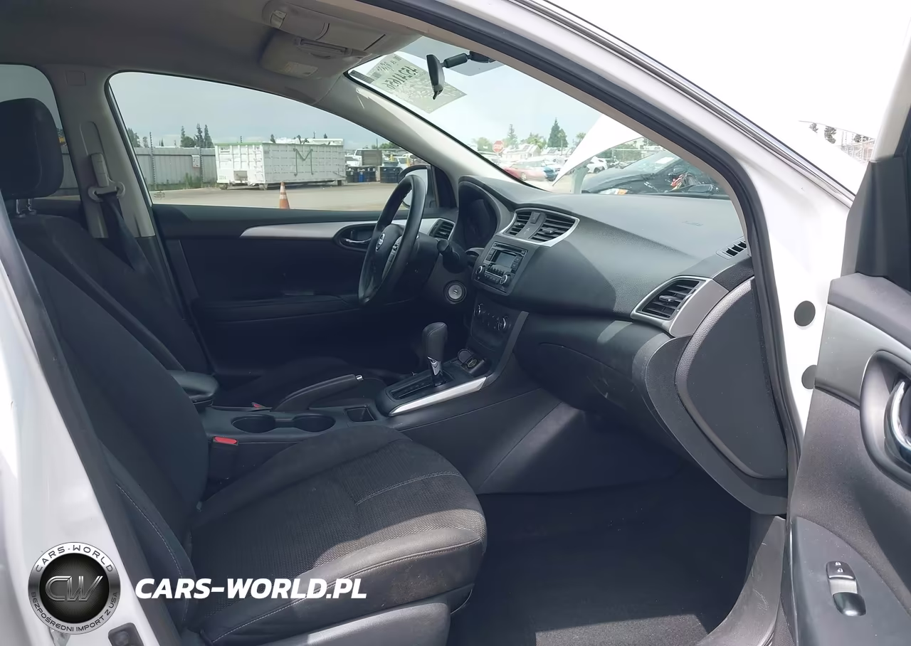 2017 Nissan Sentra S VIN:3N1AB7AP1HY255134 - 5