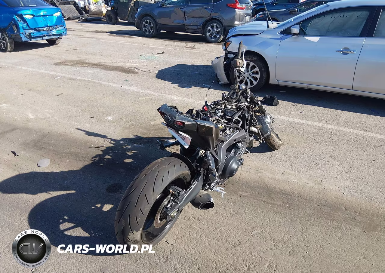 2025 Yamaha Mt09