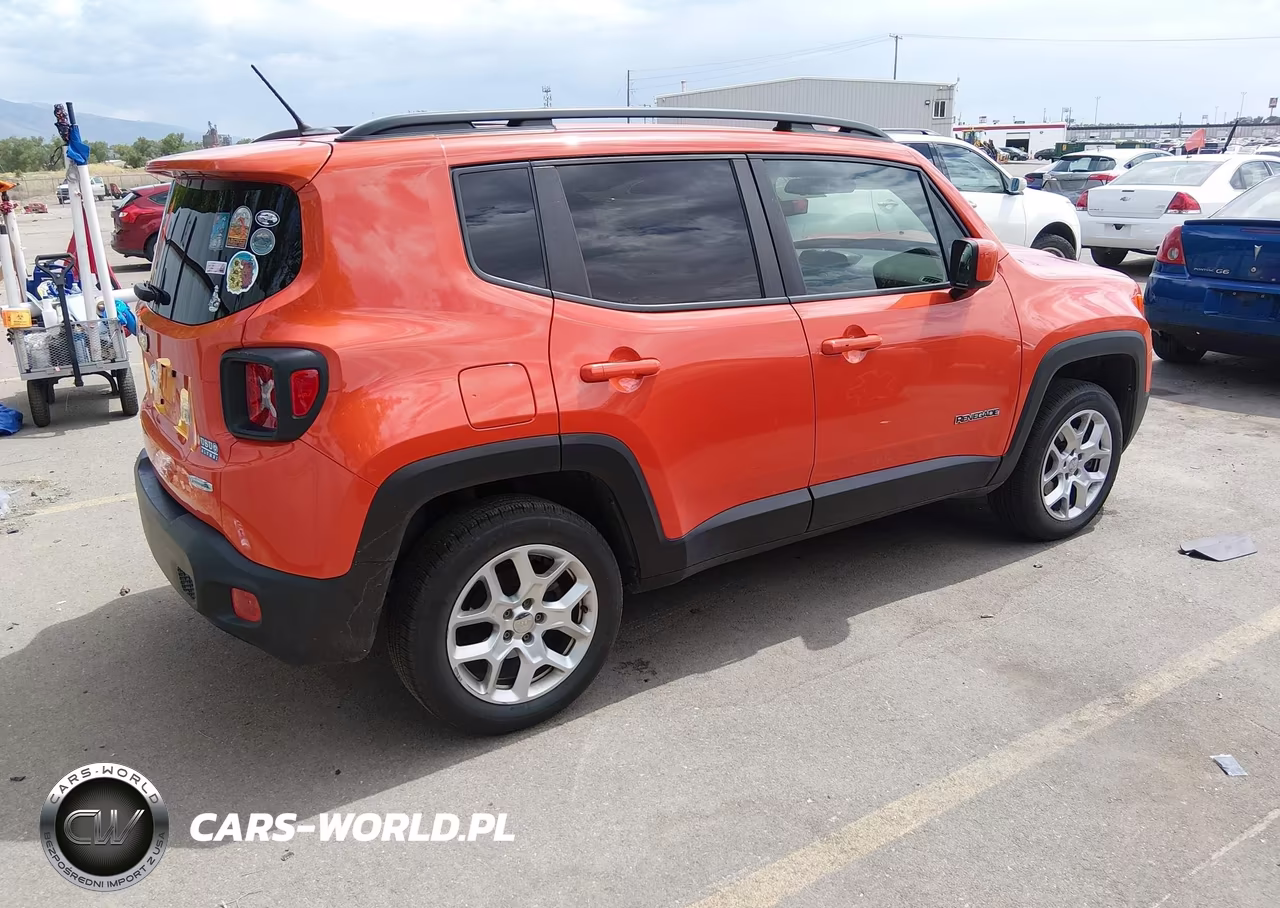 2015 Jeep Renegade Latitude VIN:ZACCJBBT6FPB79208 - 4