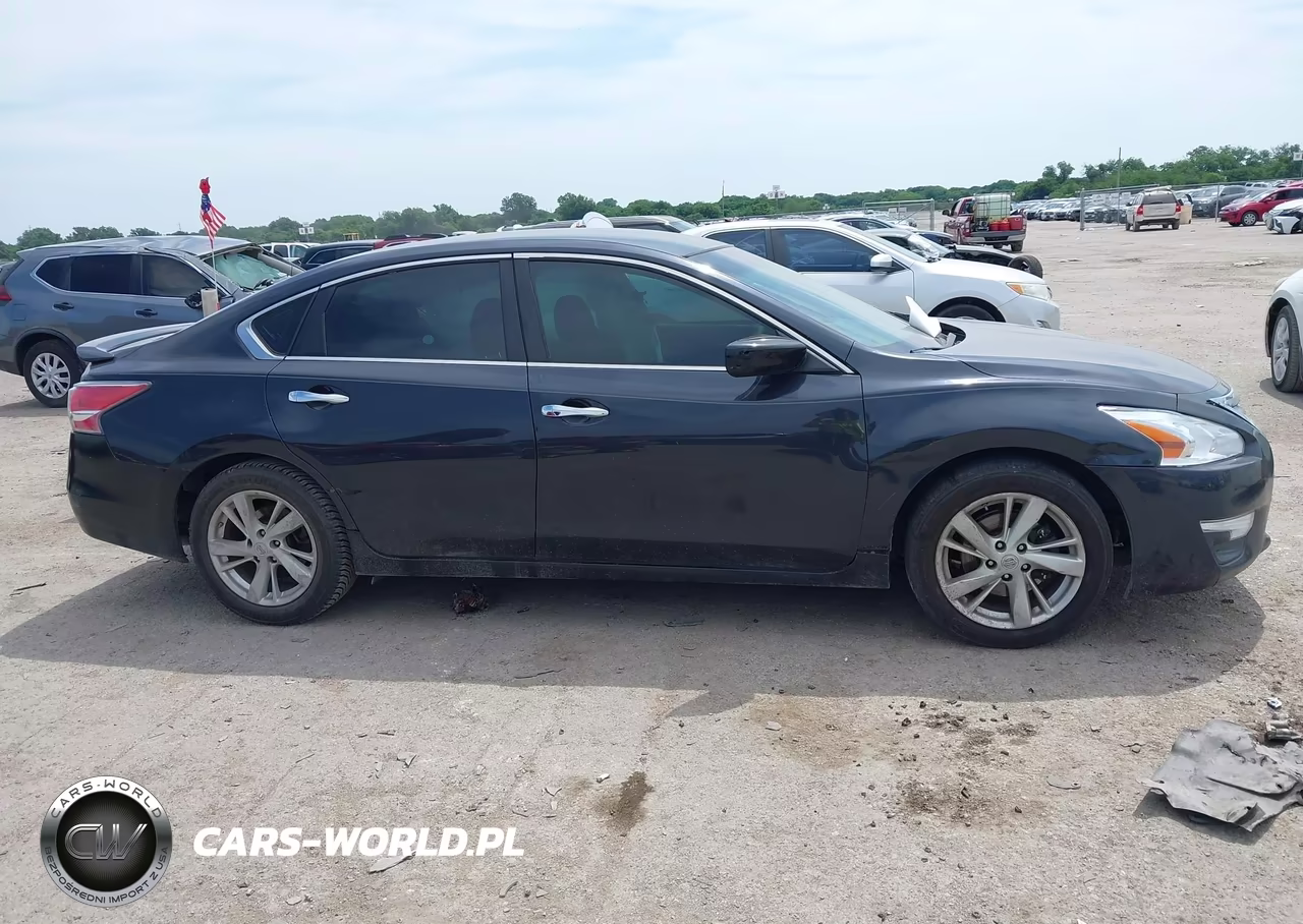 2015 Nissan Altima 2.5 VIN:1N4AL3AP5FC233782 - 13
