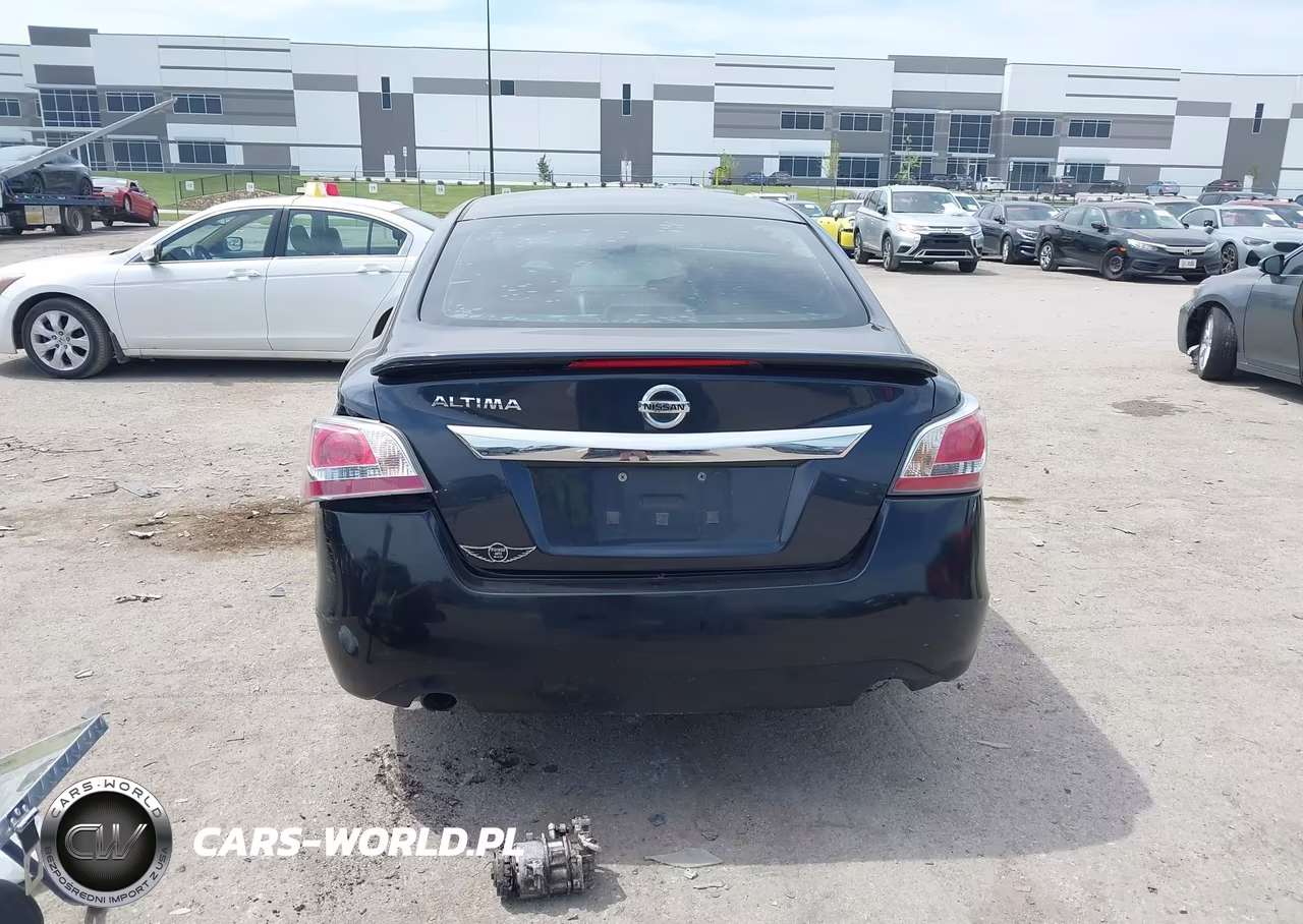 2015 Nissan Altima 2.5 VIN:1N4AL3AP5FC233782 - 16