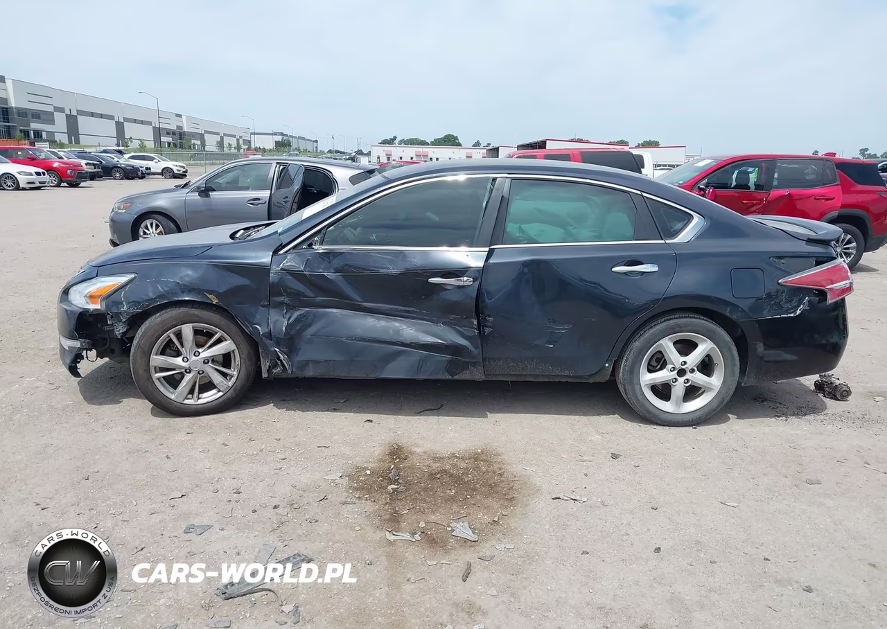 2015 Nissan Altima 2.5 VIN:1N4AL3AP5FC233782 - 6