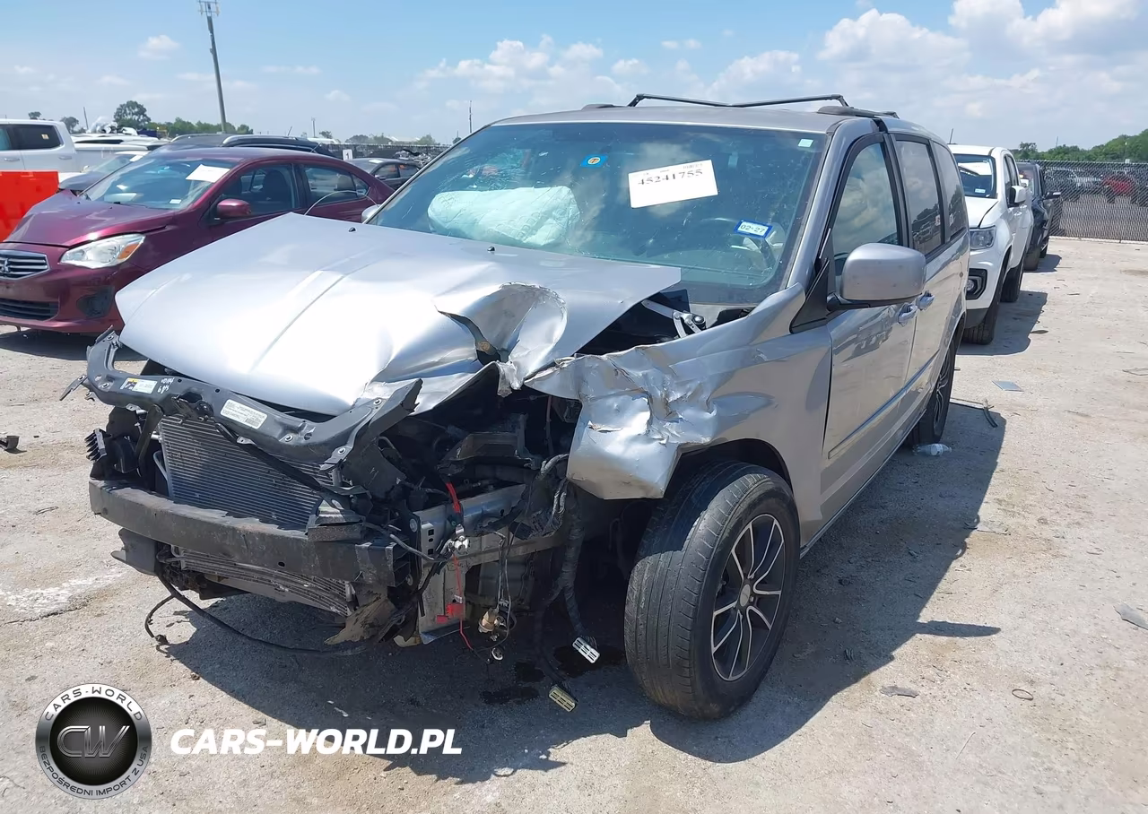2017 Dodge Grand Caravan Gt VIN:2C4RDGEG2HR773032 - 2