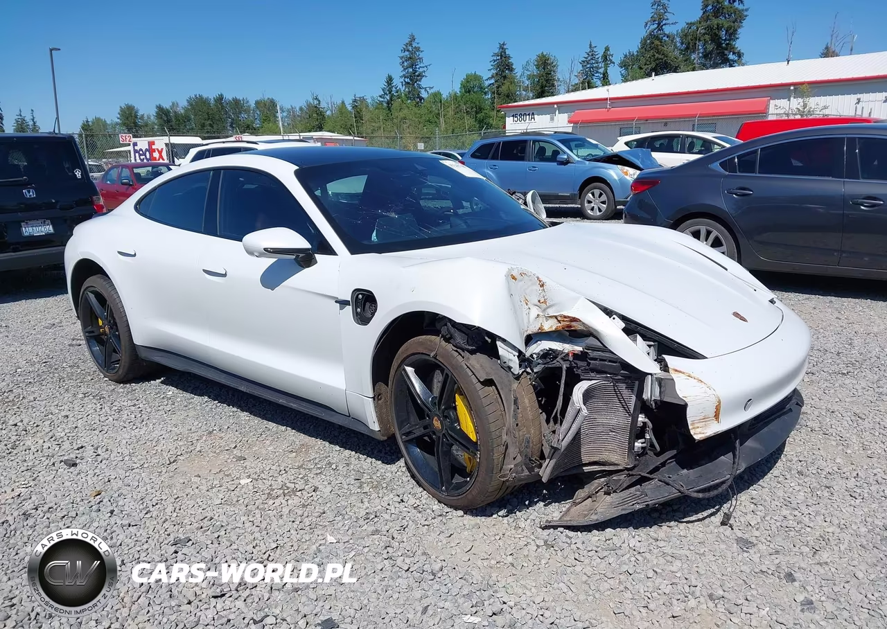 2021 Porsche Taycan Turbo