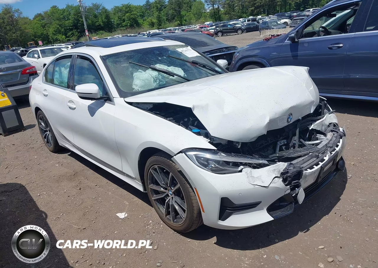 2021 BMW 330I xDrive – zdjęcie 1 z 16