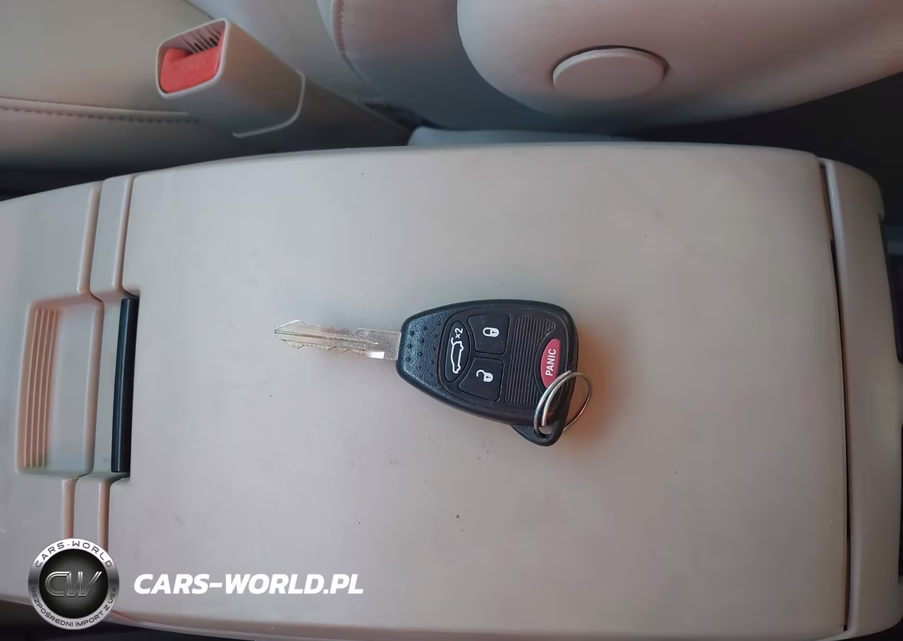 2007 Chrysler Pacifica Touring VIN:2A8GF68X87R364886 - 11