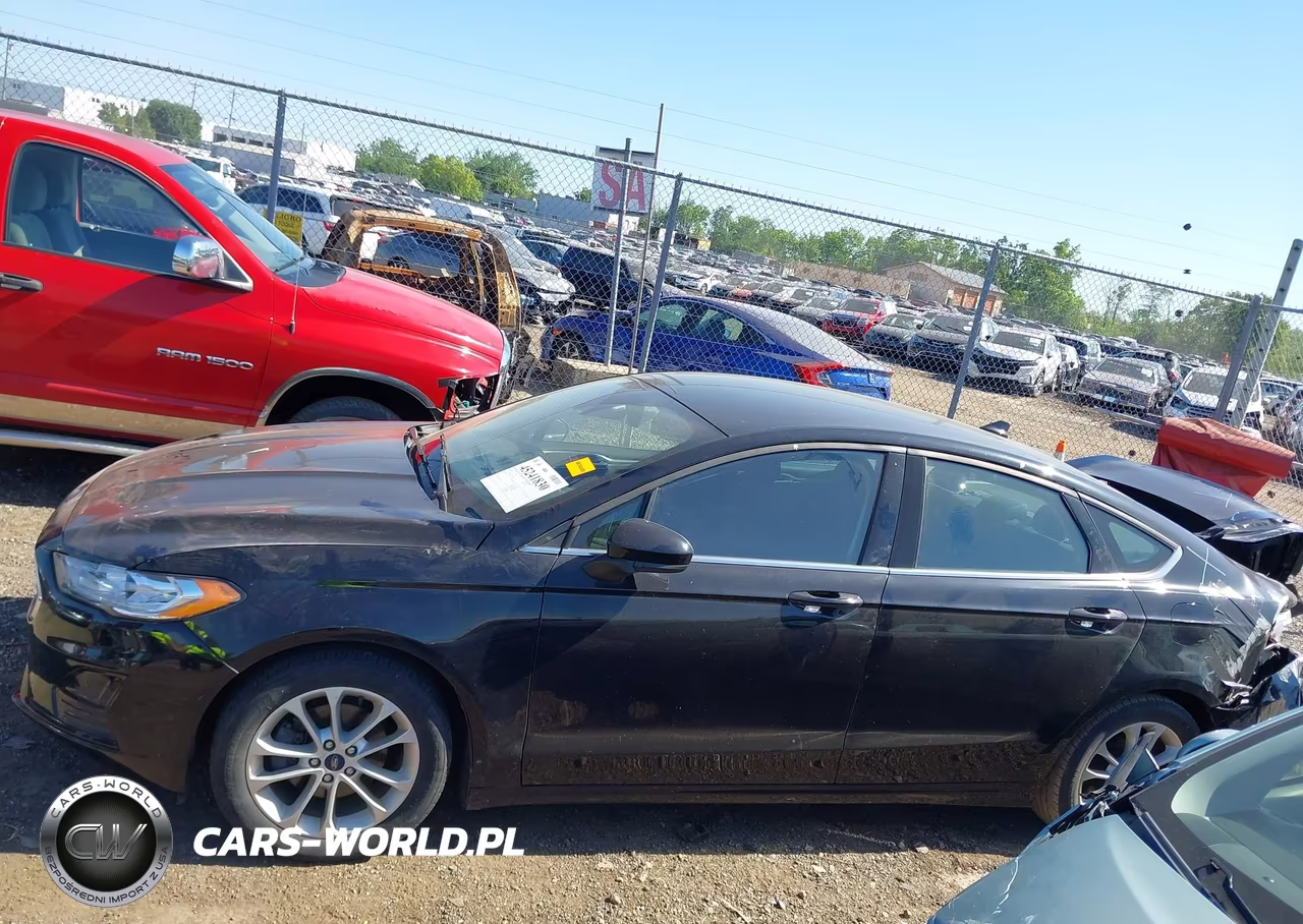 2020 Ford Fusion Se VIN:3FA6P0HD3LR106725 - 14