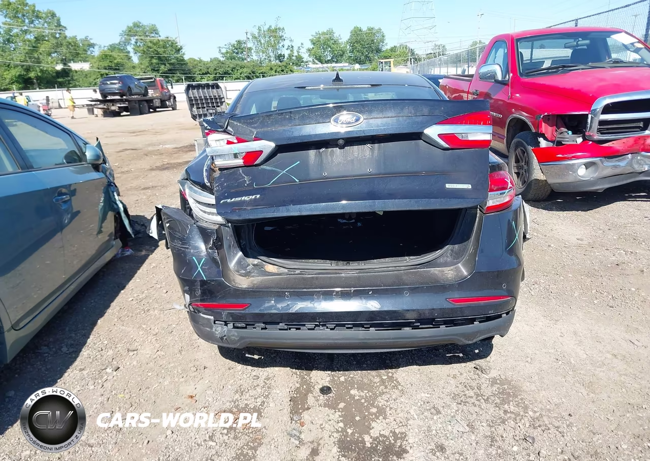 2020 Ford Fusion Se VIN:3FA6P0HD3LR106725 - 16