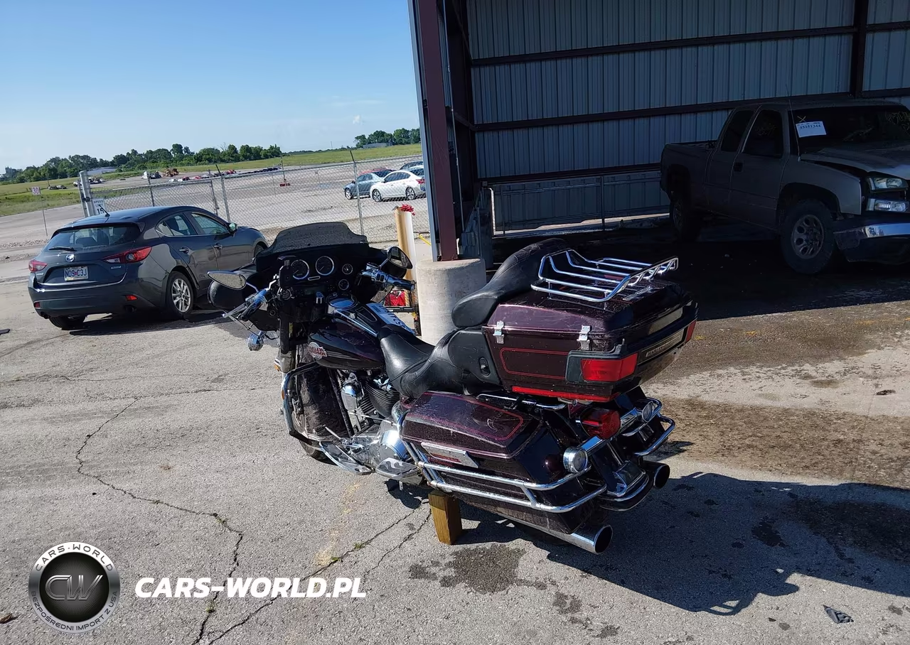 2006 Harley-Davidson Flhtcui VIN:1HD1FCW146Y696858 - 3