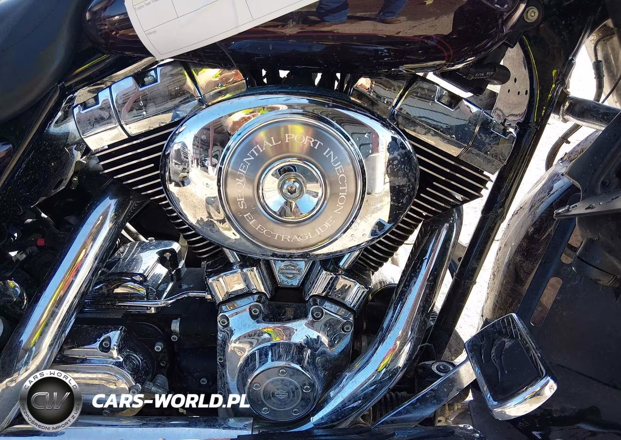 2006 Harley-Davidson Flhtcui VIN:1HD1FCW146Y696858 - 8