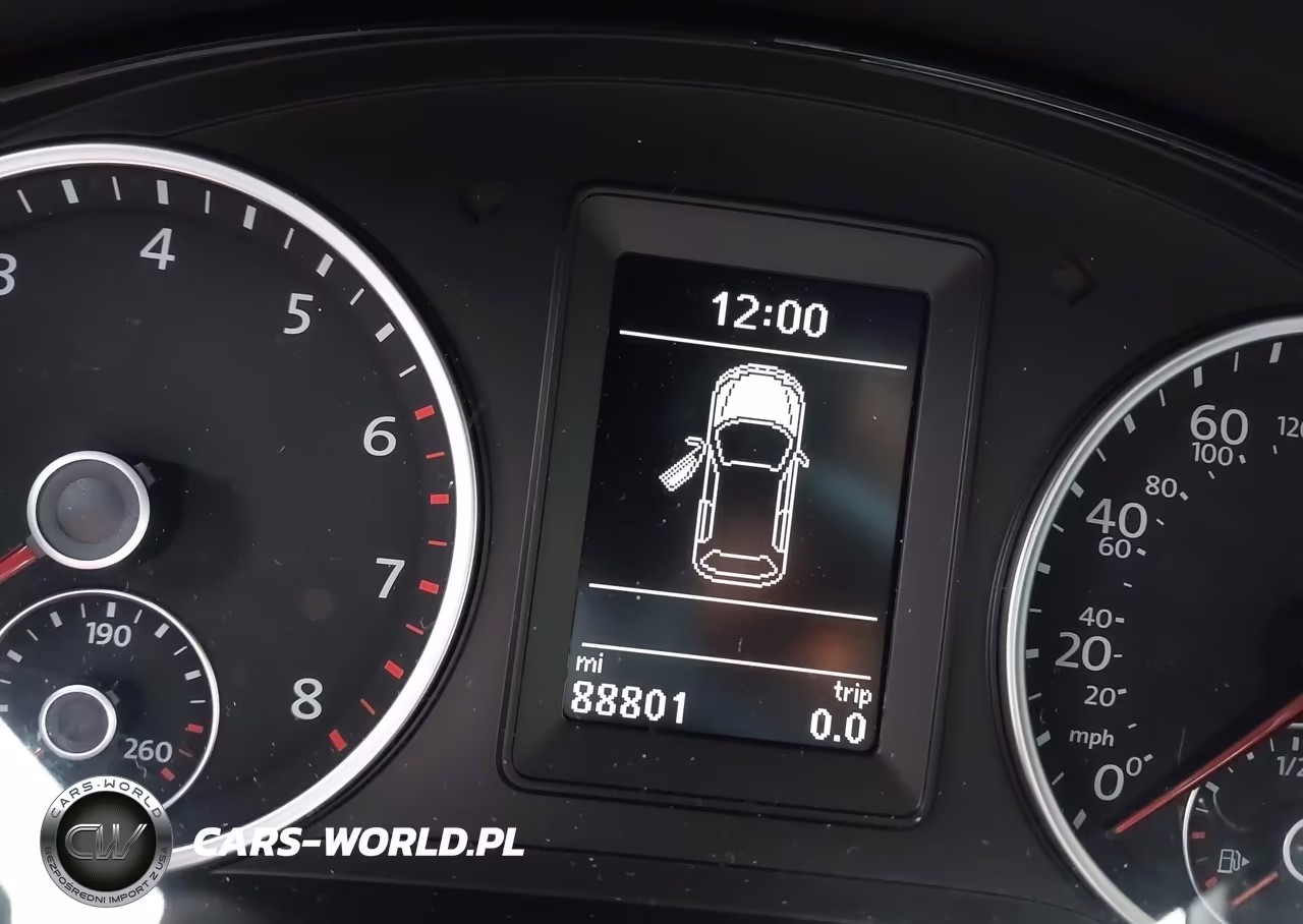 2017 Volkswagen Tiguan 2.0T S VIN:WVGBV7AX3HW509616 - 15