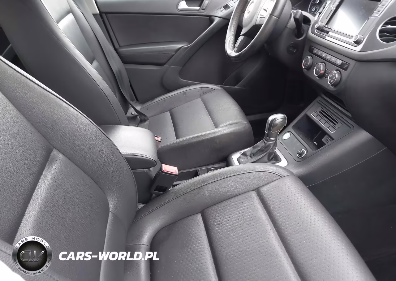 2017 Volkswagen Tiguan 2.0T S VIN:WVGBV7AX3HW509616 - 5