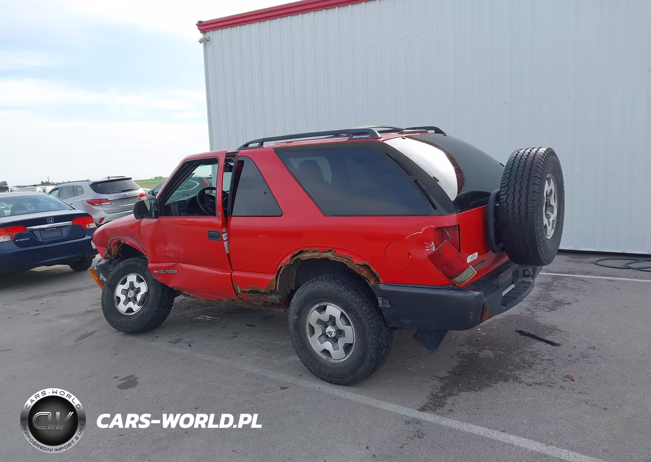 2001 Chevrolet Blazer Ls VIN:1GNCT18W41K140097 - 14