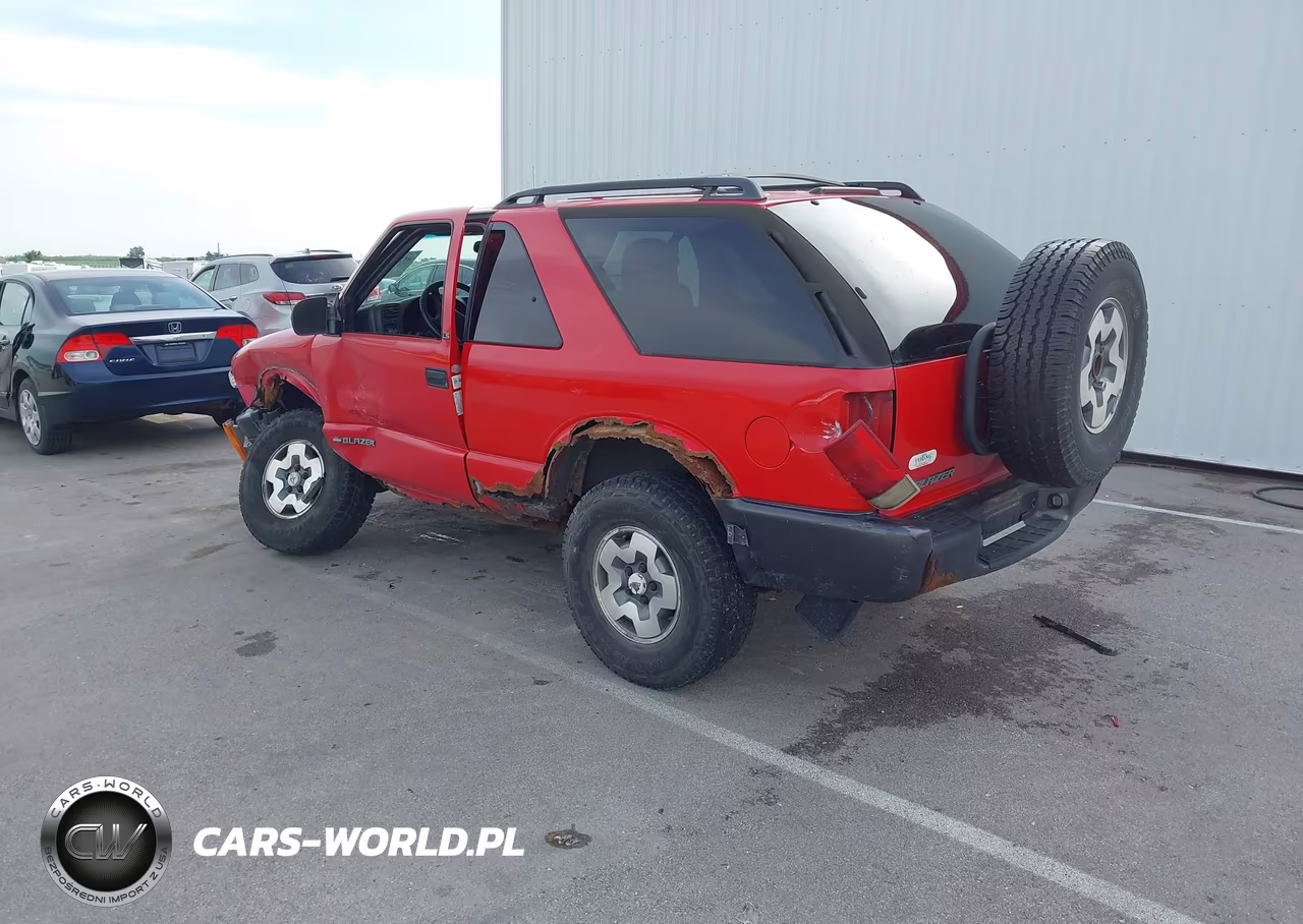 2001 Chevrolet Blazer Ls VIN:1GNCT18W41K140097 - 3