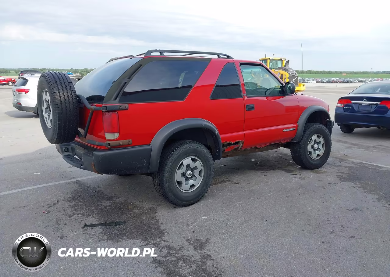 2001 Chevrolet Blazer Ls VIN:1GNCT18W41K140097 - 4