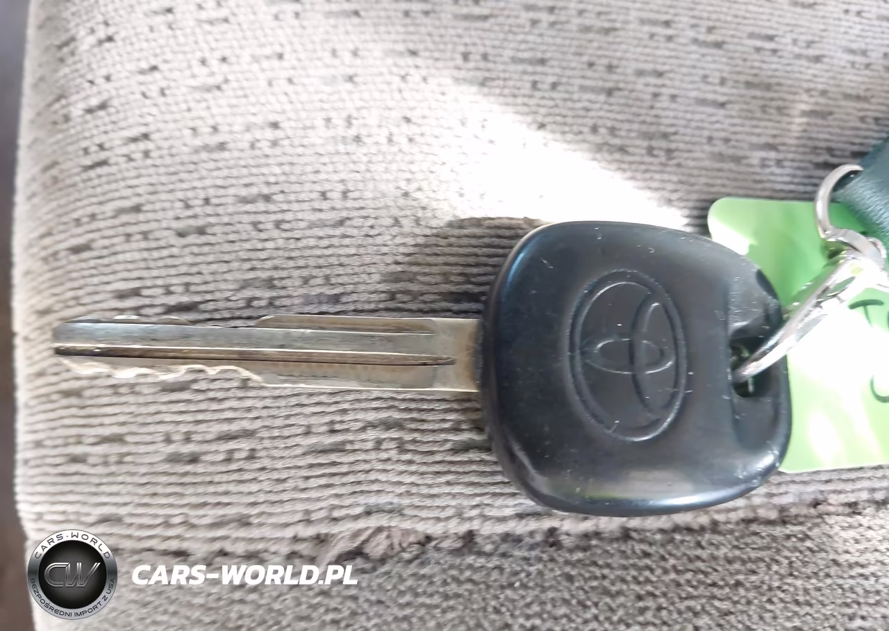 2005 Toyota Corolla Ce VIN:1NXBR32E05Z506318 - 11