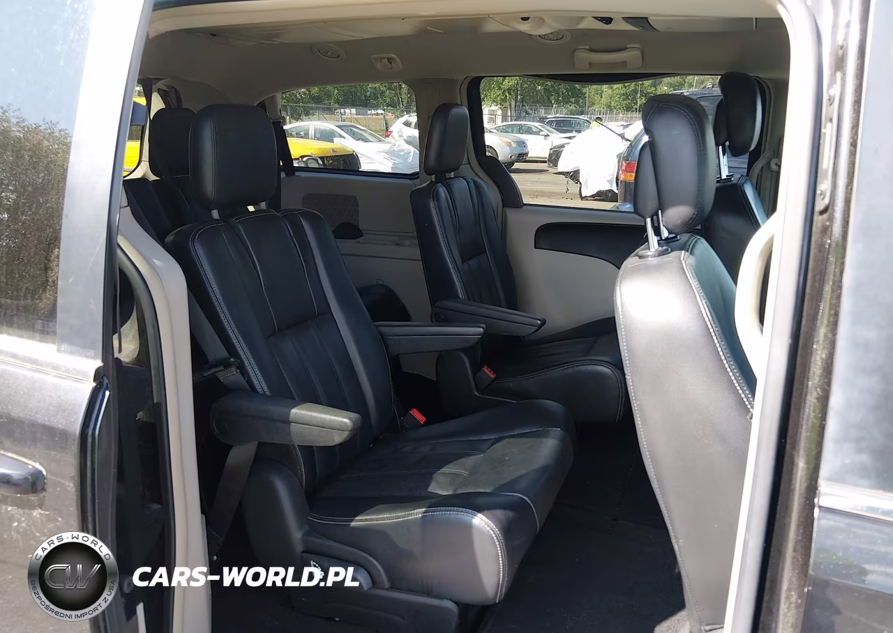 2012 Chrysler Town & Country Touring VIN:2C4RC1BG6CR367817 - 8