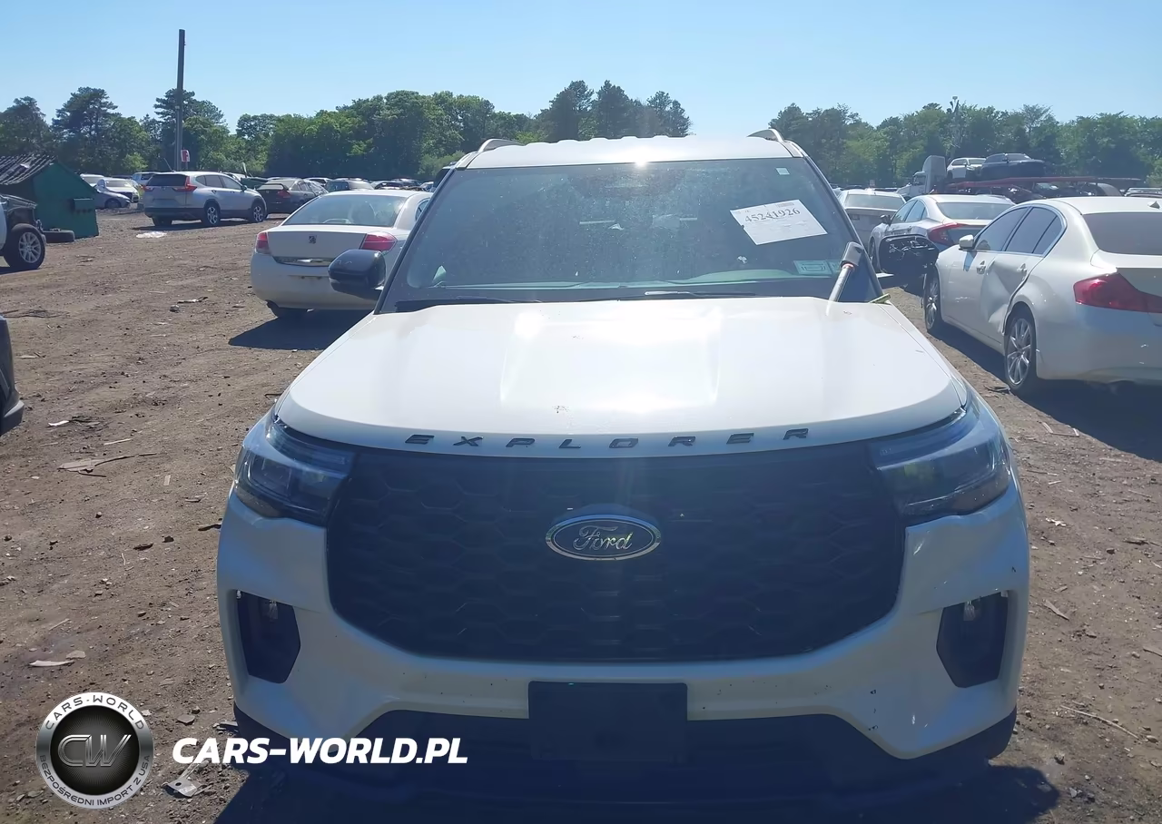 2025 Ford Explorer St-Line VIN:1FMUK8KH7SGC82771 - 12