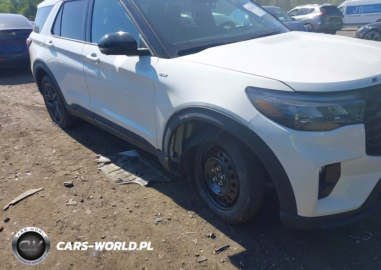 2025 Ford Explorer St-Line VIN:1FMUK8KH7SGC82771 - 6