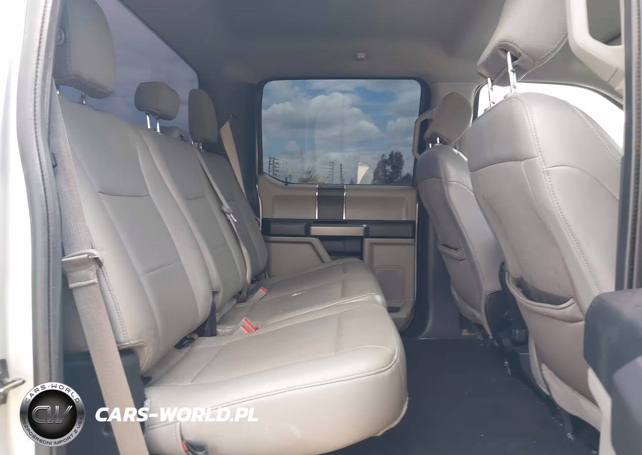 2019 Ford F-150 Xlt VIN:1FTEW1E46KKE41354 - 8