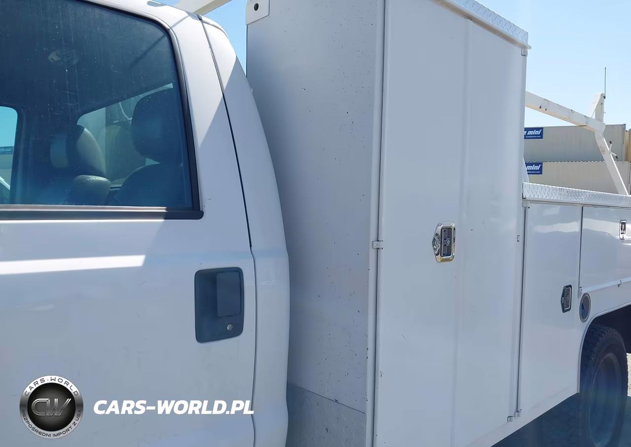 2016 Ford F-450 Chassis Xl VIN:1FDUF4GT2GEB16641 - 13