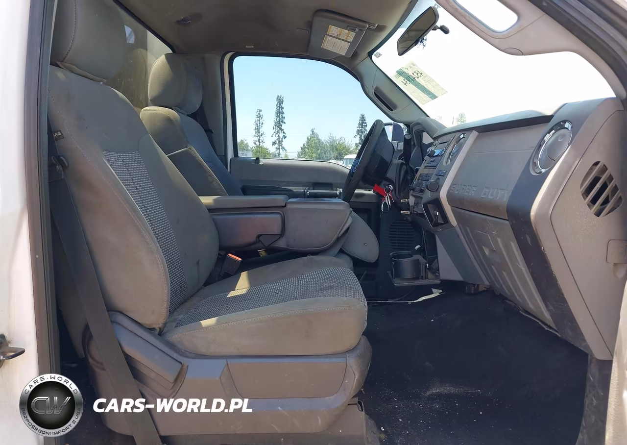 2015 Ford F-450 Chassis Xlt VIN:1FDUF4GT0FEC64009 - 5
