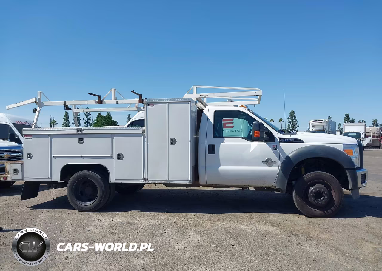 2016 Ford F-450 Chassis Xl VIN:1FDUF4GT8GED27682 - 17